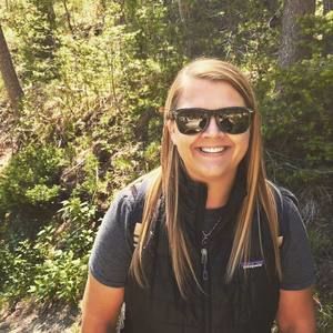 Meet your Posher, Danielle